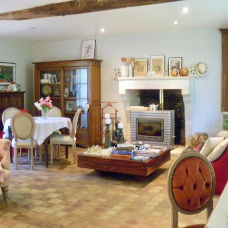 La Metairie Du Pont Bed & Breakfast Sainte-Hermine ภายนอก รูปภาพ