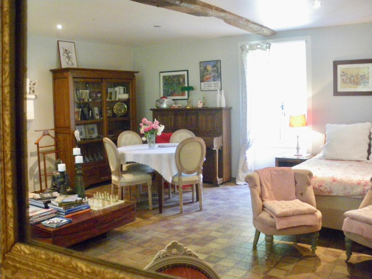 La Metairie Du Pont Bed & Breakfast Sainte-Hermine ภายนอก รูปภาพ